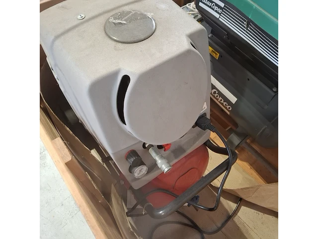 2x compressor, atlas copco, dari, o.a. lxf12 - afbeelding 6 van  11