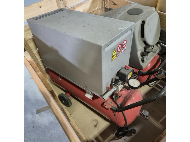 2x compressor, fini en dari, pulsar 282m/50 en silbox 2,5/285 - afbeelding 8 van  9