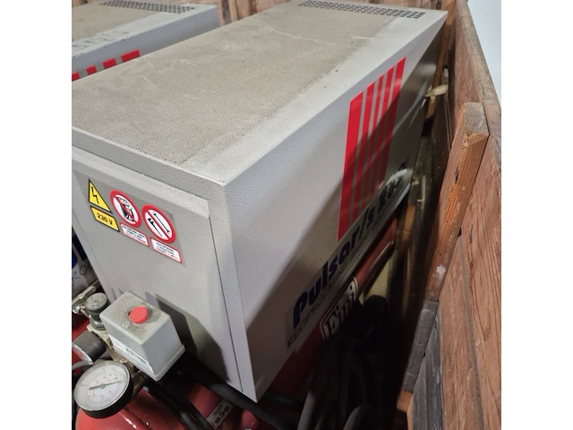 2x compressor, fini, pulsar 282 - afbeelding 6 van  9