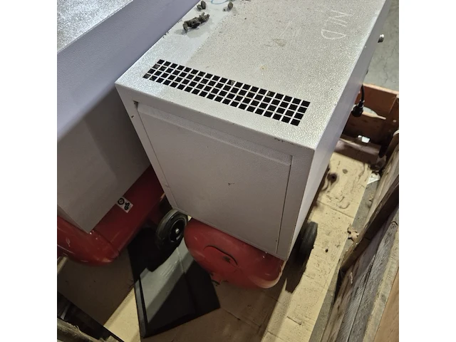 2x compressor, fini, pulsar 282 - afbeelding 9 van  9