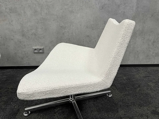 2x deberenn hero - design fauteuil - nieuwe bouclé stoffering - afbeelding 11 van  14