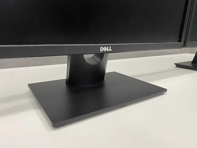 2x dell e2417h - 24" monitor op voet - dp, vga - afbeelding 7 van  11