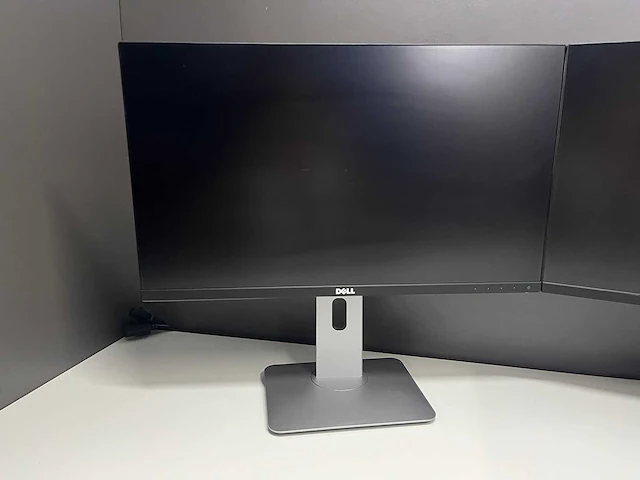 2x dell ultrasharp 2414hb - 24" monitor - hdmi, dp, usb - afbeelding 5 van  12