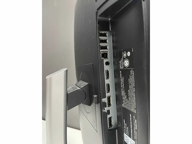 2x dell ultrasharp 2414hb - 24" monitor - hdmi, dp, usb - afbeelding 9 van  12