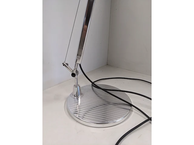 2x design bureaulamp artemide, tolomeo, design m. de lucchi g.fassina - afbeelding 10 van  10