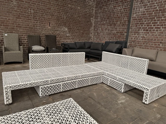 2x design loungebank/ligbed artie - afbeelding 1 van  7