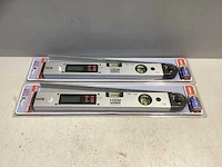(2x) digitale hoekwaterpas + zwaaihaak - afbeelding 1 van  1