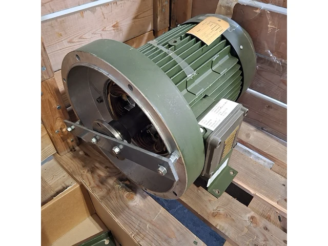 2x elektromotor, o.a kirsch, o.a d5500 - afbeelding 3 van  8