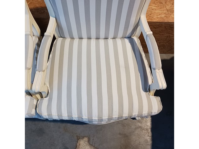 2x fauteuil, 1x hocker en 6x plaid, o.a. most en by louise - afbeelding 18 van  21