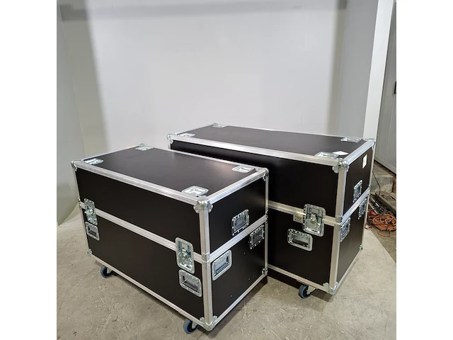 2x flightcase, techno case - afbeelding 1 van  13