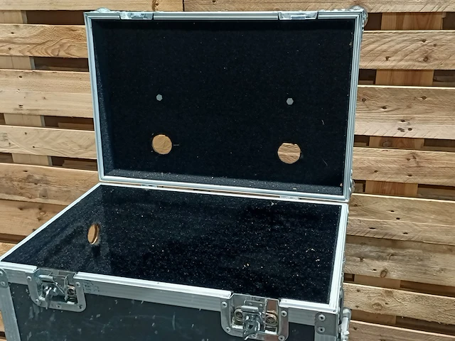 2x flightcase - afbeelding 4 van  9