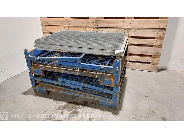 2x gaascontainer - afbeelding 1 van  5