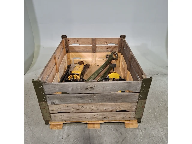 2x garagekrik en 2x metalen onderdeel, o.a omega - afbeelding 1 van  11