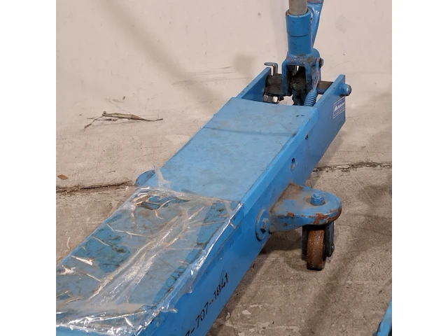 2x garagekrik, o.a omcn, o.a kg5000 - afbeelding 2 van  12