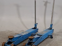 2x garagekrik, o.a omcn, o.a kg5000 - afbeelding 1 van  12