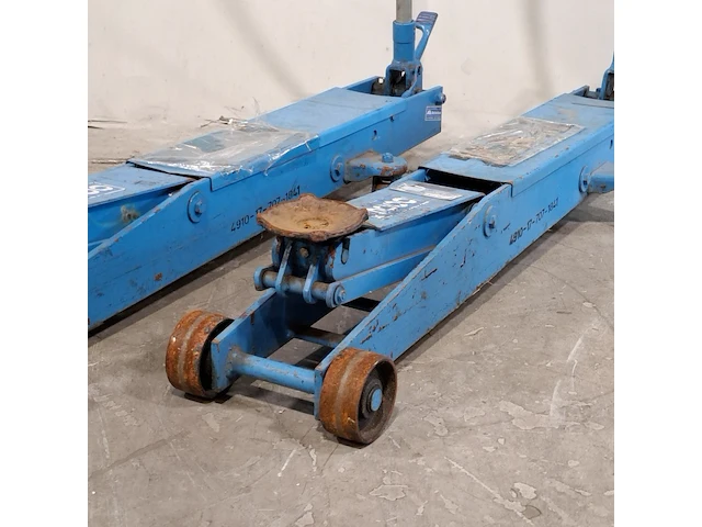 2x garagekrik, o.a omcn, o.a kg5000 - afbeelding 6 van  12