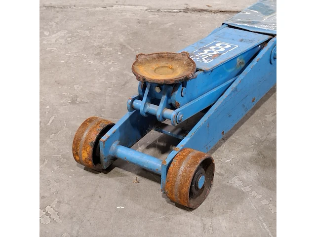 2x garagekrik, o.a omcn, o.a kg5000 - afbeelding 12 van  12