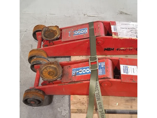 2x garagekrik, o.a omcn - afbeelding 5 van  8