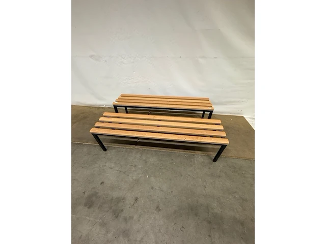 2x garderobe bank - afbeelding 1 van  4