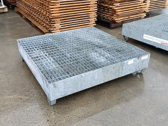 2x gegalvaniseerde lekbak, 2033, bouwjaar 2003 - afbeelding 2 van  7