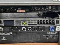 2x geluidsmixer en 1x versterker in flightcase o.a. behringer - afbeelding 3 van  6