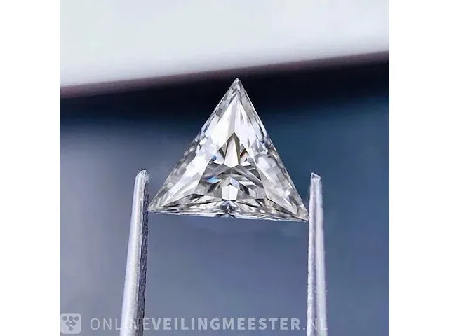 2x genuine triangle cut 1.00 carat each (certified) - afbeelding 2 van  3