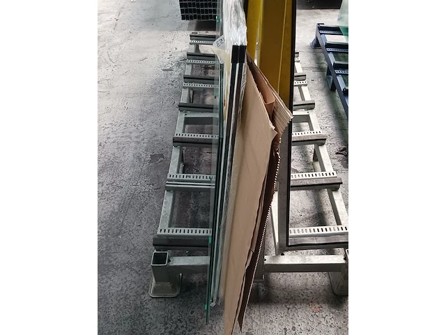 2x glasbok met diverse glasplaten - afbeelding 11 van  20