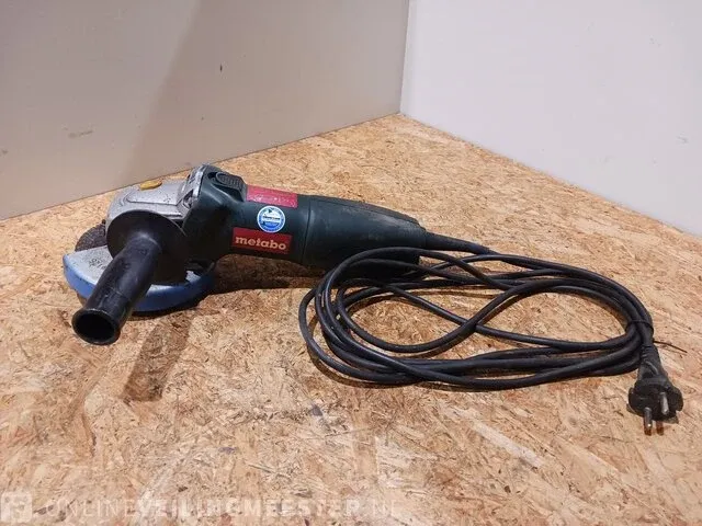 2x haakse slijper bosch en metabo - afbeelding 6 van  9