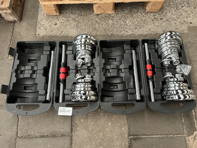 2x halterset in koffer met elk 10 halterschijven - afbeelding 1 van  6