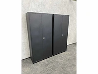 2x hoge stalen 2-deurs kast - zwart - afbeelding 3 van  5