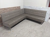 2x horeca hoekbank met salontafel van militaire kist, mirella - afbeelding 16 van  20