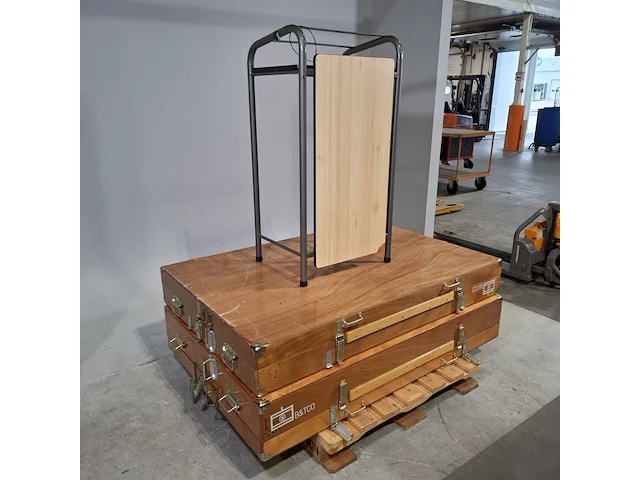 2x houten transportkist en 1x lessenaar - afbeelding 3 van  10