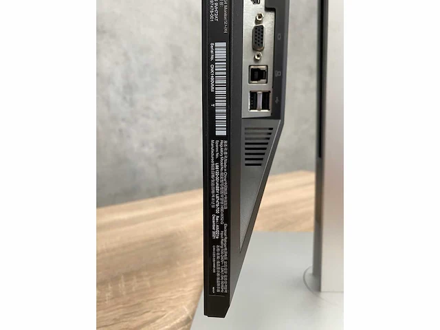 2x hp e22 g4 - 22'' monitor op verstelbare voet - hdmi, dp, vga - afbeelding 15 van  22