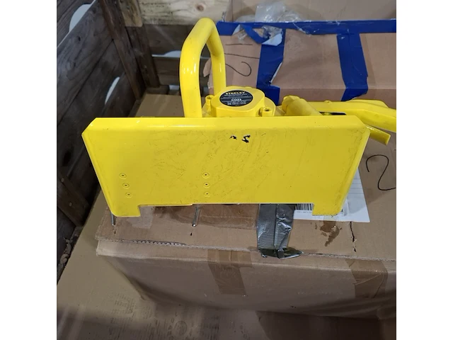2x hydraulische afkortzaag en 1x hydraulische slagmoersleutel, o.a stanley, laco, o.a co23 - afbeelding 10 van  11