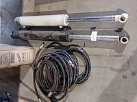 2x hydraulische cilinder - afbeelding 1 van  16