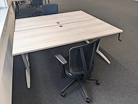 2x in hoogte verstelbaar bureau - afbeelding 1 van  9