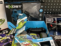 2x inhoud stellingvak met a-merk speelgoed w.o. furreal, monster high x wednesday, ycoo, mario kart - afbeelding 5 van  7