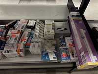 2x inhoud stellingvak w.o. lampen, bouwmarktartikelen - afbeelding 7 van  10