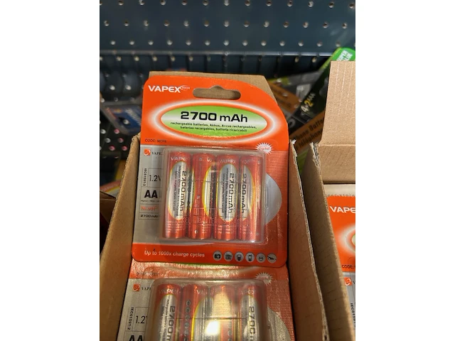 2x inhoud stellingvak w.o. markers, batterijen w.o. varta, philips - afbeelding 2 van  11