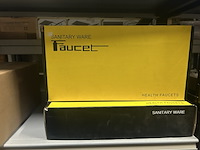 2x inhoud stellingvak w.o. verlichting w.o. atmosphera, faucet, intex - afbeelding 2 van  7