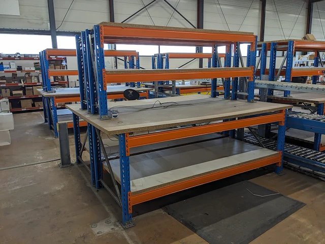2x inpakbalie/werkbank - afbeelding 1 van  4