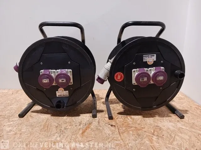 2x kabelhaspel - afbeelding 1 van  9