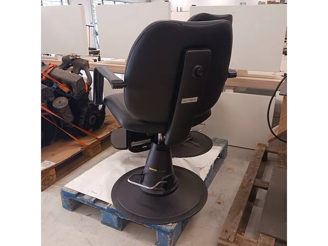 2x kapper stoel, salon ambience, zwart, tot 104 hoogte - afbeelding 5 van  14
