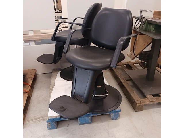2x kapper stoel, salon ambience, zwart, tot 104 hoogte - afbeelding 1 van  14