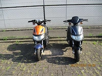 2x keeway hurricane - bromscooter - 2 tact - scooter - afbeelding 1 van  12
