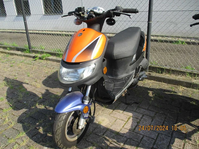 2x keeway hurricane - bromscooter - 2 tact - scooter - afbeelding 6 van  12