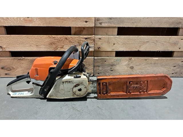 2x kettingzaag, stihl, ms 261 c, 2013 | 2017 - afbeelding 6 van  13