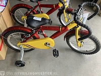 2x kinderfietsen, rood geel - afbeelding 3 van  4