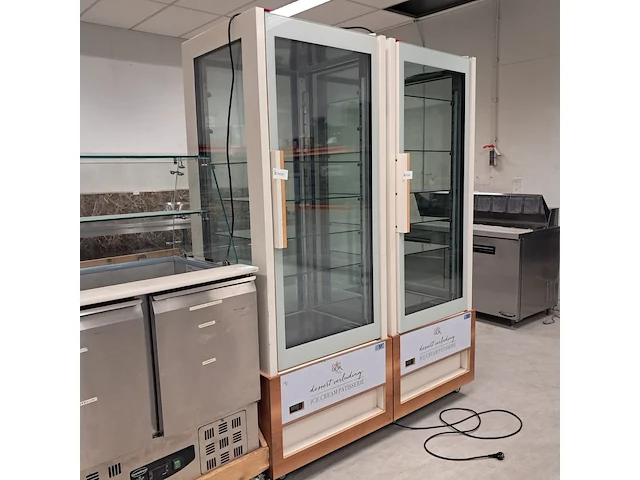 2x koelvitrine/ gebaksvitrine, isa cristal tower, wit - afbeelding 2 van  15