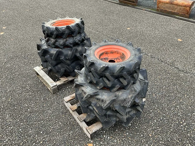 2x kubota minitractor wielen set - afbeelding 6 van  9